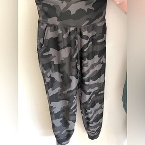 Old Navy High-Waisted PowerSoft 7/8 Joggers